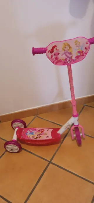 Patinete 3 ruedas Princesas Disney
