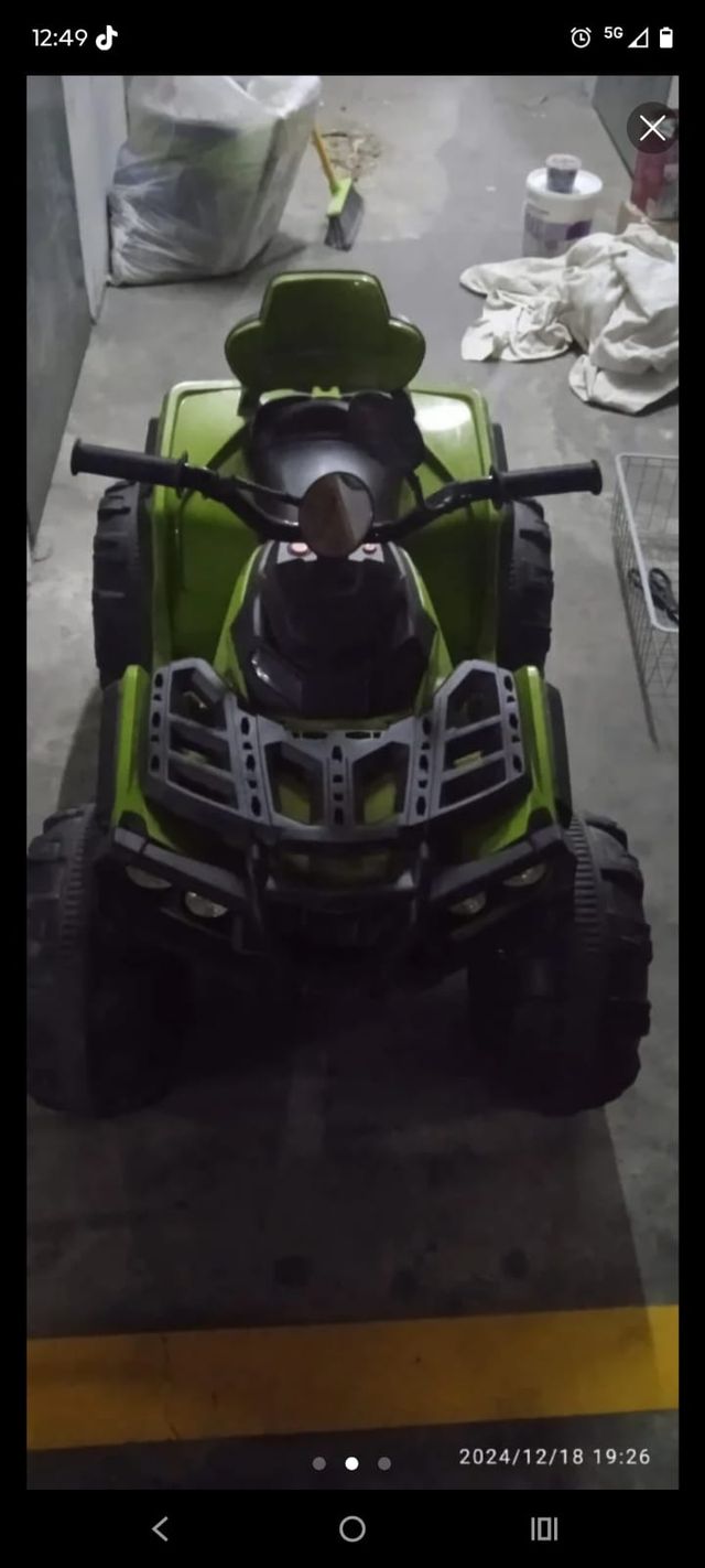 Coche eléctrico infantil 4x4