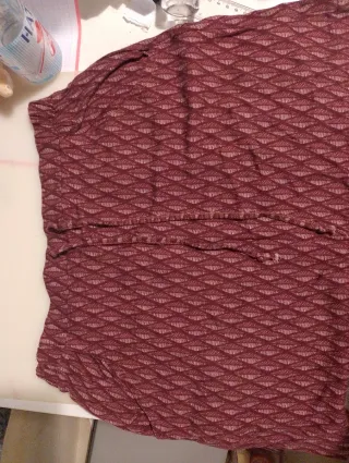 Falda marrón con estampado geométrico