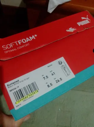 Zapatillas Puma Negras, Naranjas y Blancas