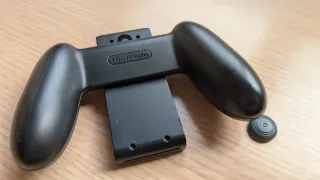 Soporte Joy-Con Nintendo + Fundas Joysticks