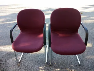 Due poltrone da ufficio,