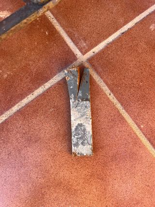 Reja de hierro forjado para ventana