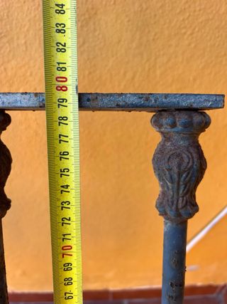 Reja de hierro forjado para ventana