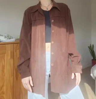Camisa marrón oversize