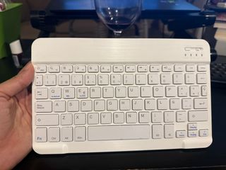 Teclado Bluetooth Universal Blanco