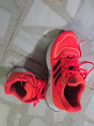 Zapatillas Adidas Deportivas Naranja y Negro