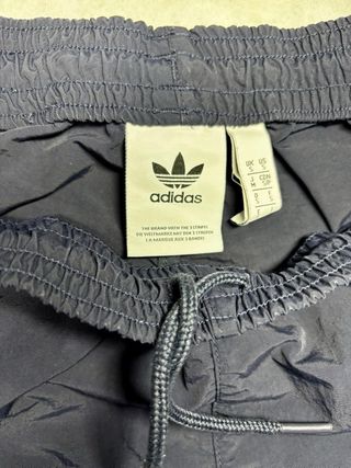 Pantalón Adidas Negro Franjas Salmón pTalla S