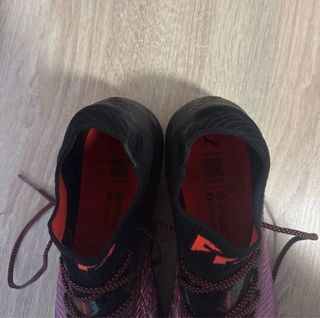 Botas de Fútbol Puma Morado y Negro