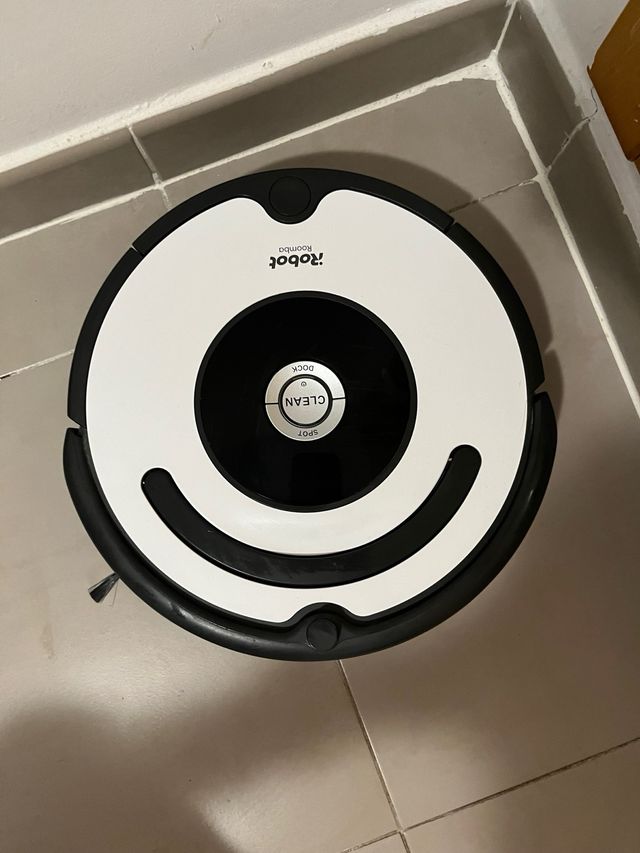 Roomba 676 Aspirador Robô