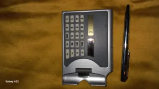 Calcolatrice solare tascabile