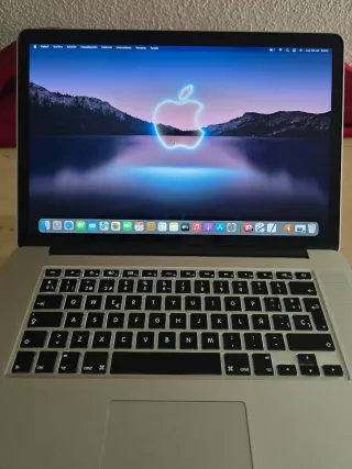 MacBook Pro 15 2015 Plata 16 RAM 256 SSD