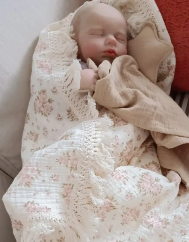 Manta muselina beige flores rosas