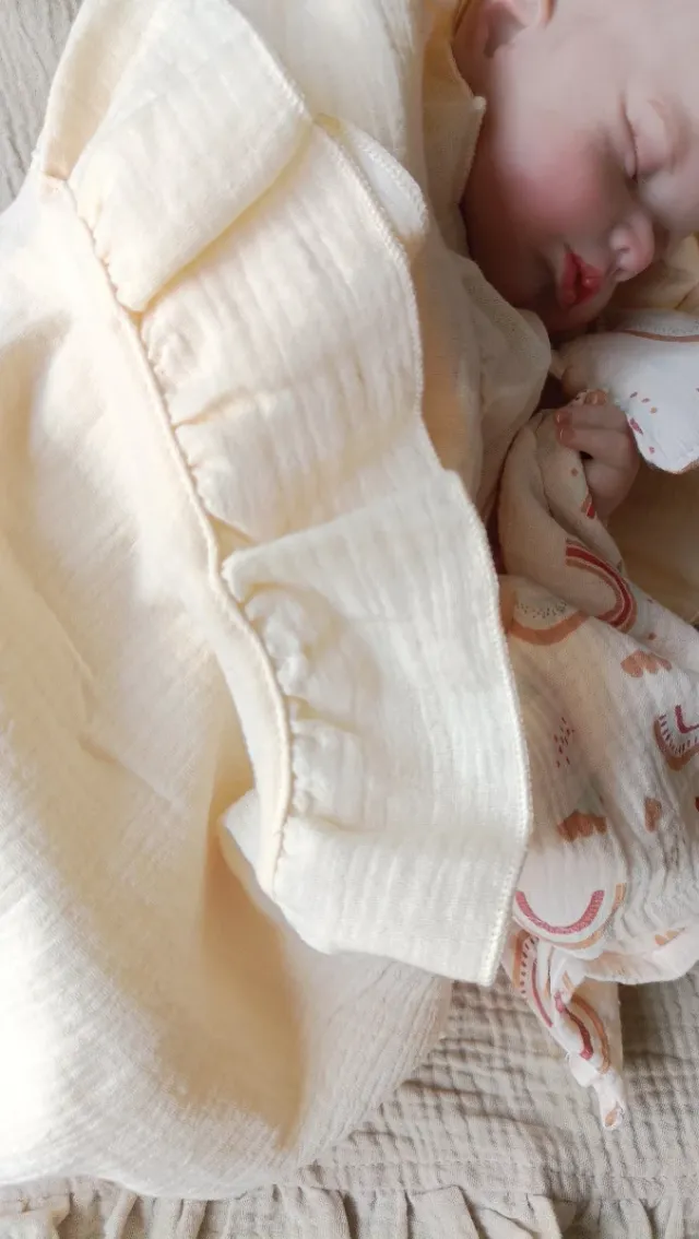 Manta muselina amarilla clarita