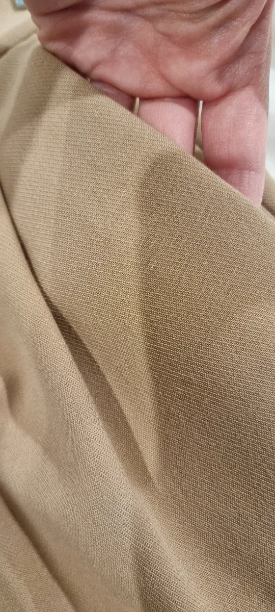 Pantalón Zara color camel