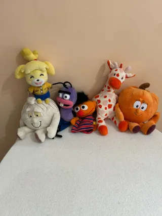 6 giocattoli di peluche assortiti - 7€ unitario
