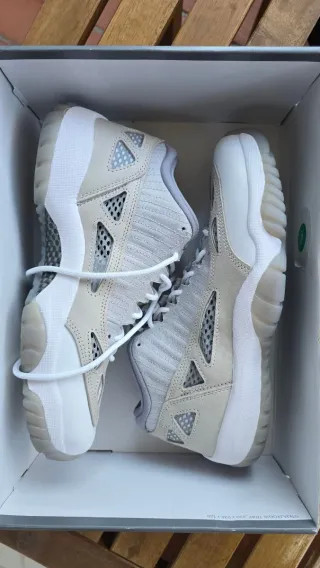 Air Jordan 11 Retro Low IE Beige/Blanco Talla 42.5