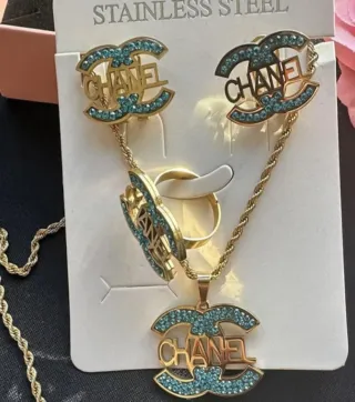 Set Bisutería Chanel Dorado y Turquesa