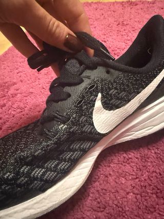 Scarpe da corsa Nike nere e bianche