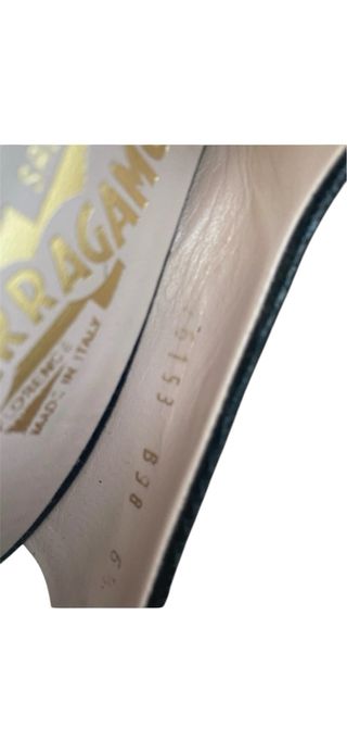 Décolleté Salvatore Ferragamo Nere