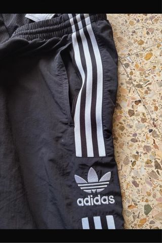 Pantalón Adidas Negro