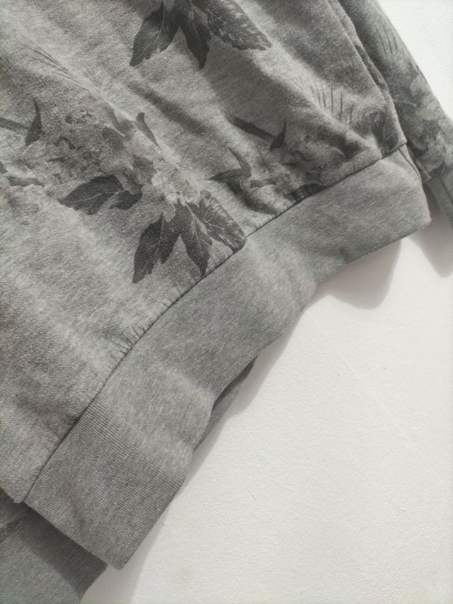 Sudadera Gris Estampada Michigan