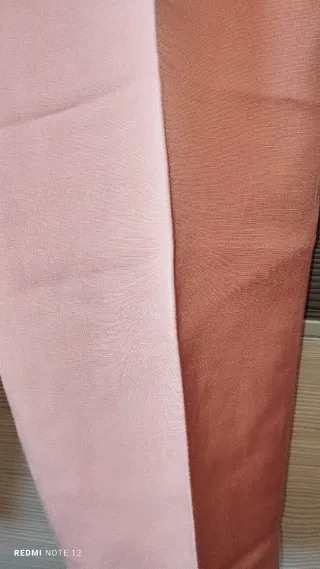 Pantalón Massimo Dutti cropped rosa talla 43