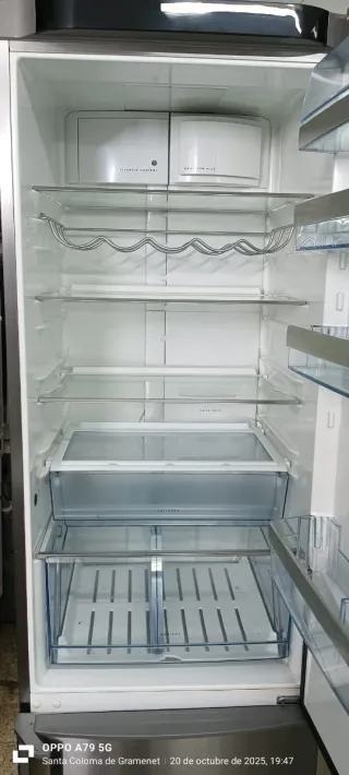 NEVERA COMBI AEG NO FROST ENERGÍA A+