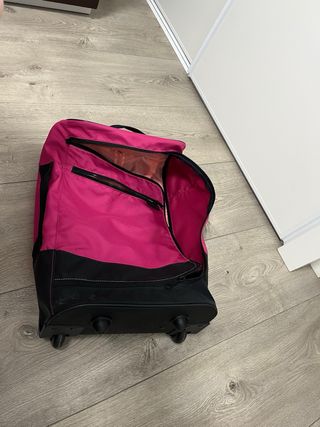 Maleta de viaje con ruedas