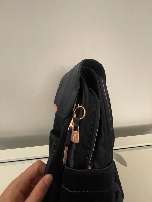 Mochila Totto Azul Oscuro Brillante