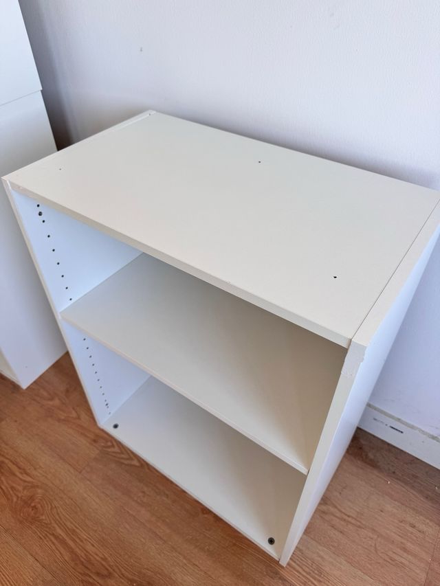 Estantería blanca 77x60x35 cm con balda