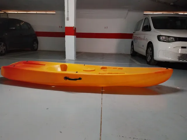 Kayak autovaciable
