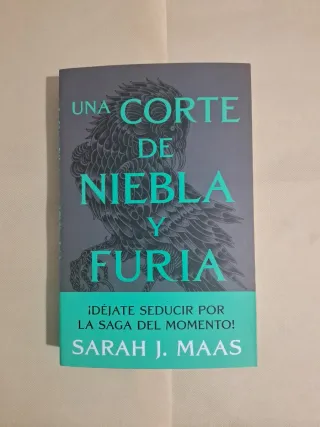 Libro " Una corte de niebla y furia "