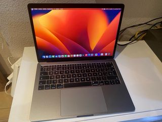 MacBook Pro 2017 Intel Core i7 16GB