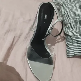 Sandalias Zara Talla 41 Plateadas