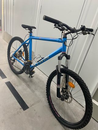 Bicicleta Btwin Rockrider 