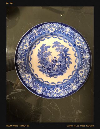 Antiguo plato Doulton Watteau England.