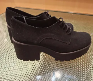 Zapatos de piel negros