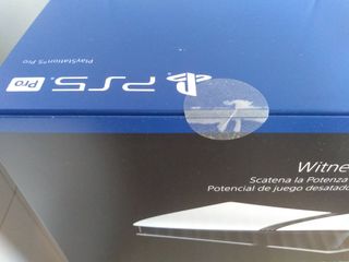 Consola Sony PS5 Pro 2TB CFI-7121