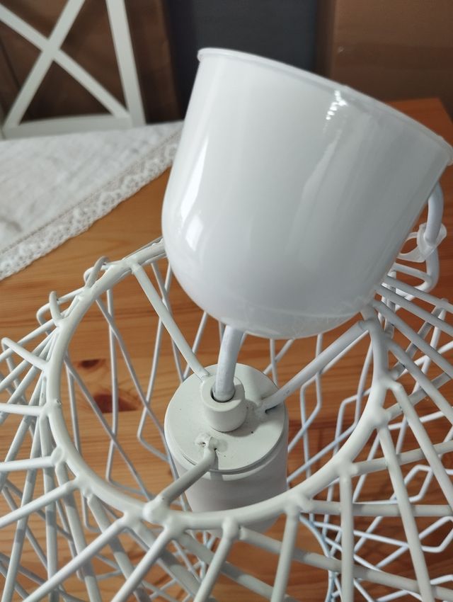 LAMPARA DE TECHO GEOMÉTRICO BLANCA