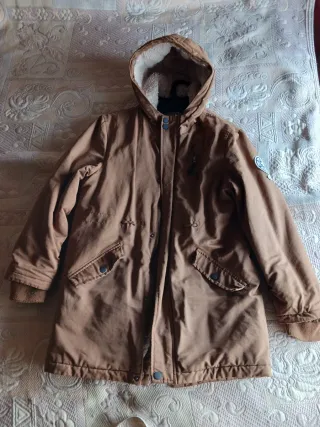 Parka niño marrón talla 14 años

