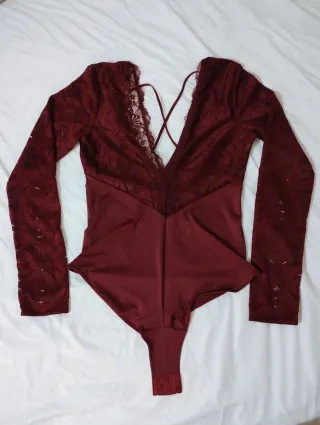 Body Oysho Burdeos talla M sin estrenar