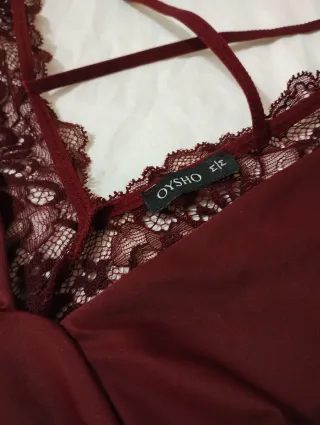 Body Oysho Burdeos talla M sin estrenar