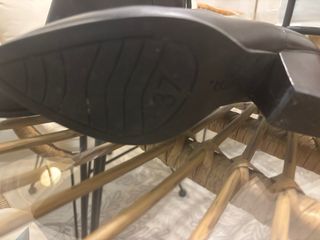 Botines de piel negros
