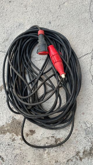 Cable eléctrico industrial 25m