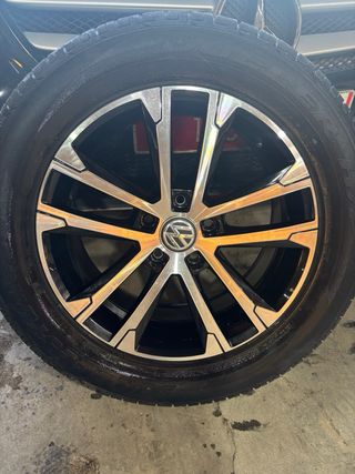 Juego de Llantas Originales VW 17 Pulgadas 
