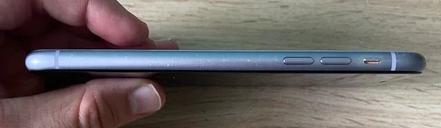 Nuova batteria per iPhone 11 64GB