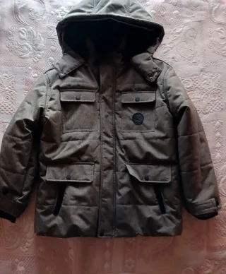 Abrigo niño marrón y negro, talla 14 años