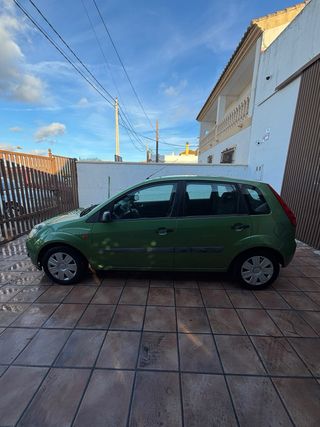 Ford Fiesta 1.4 Futura 80