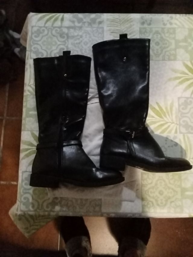 Botas mujer caña alta negras
